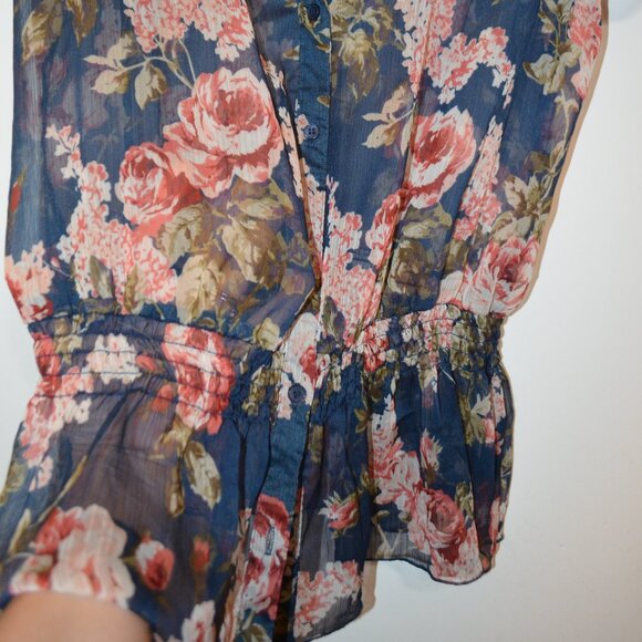 Blue Transparent Poly Beautiful Buttons Down Blouse Short Sleeves Lace Back XS - Picture 5 of 9